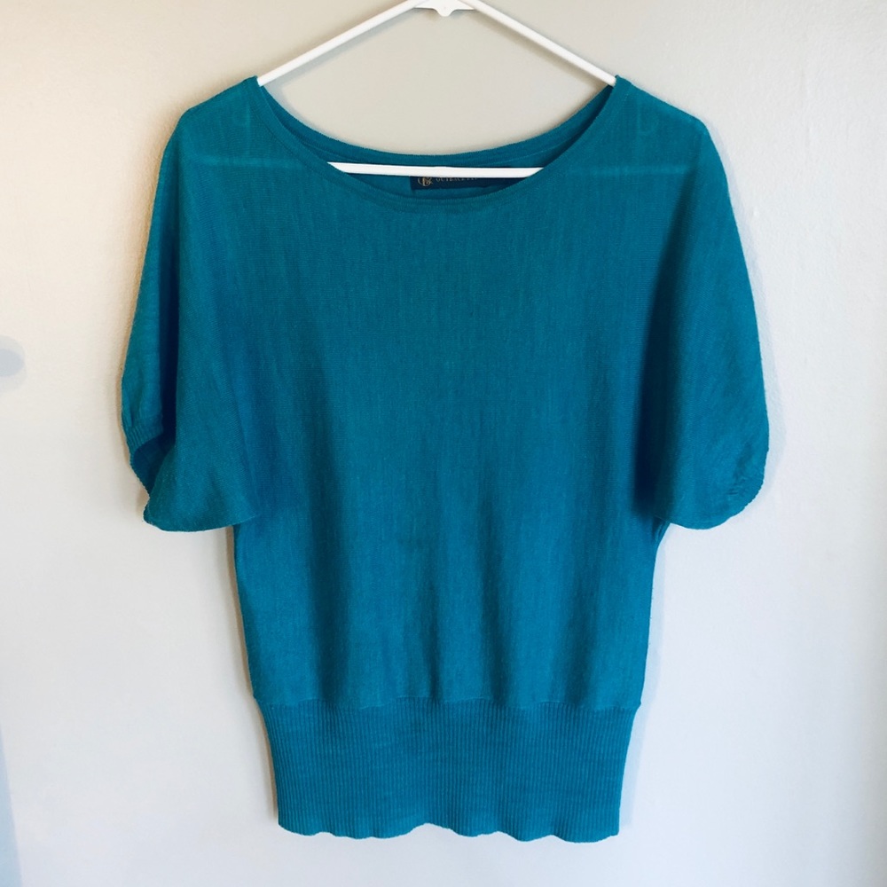 Sale⭐️Outback Red Dolman Top